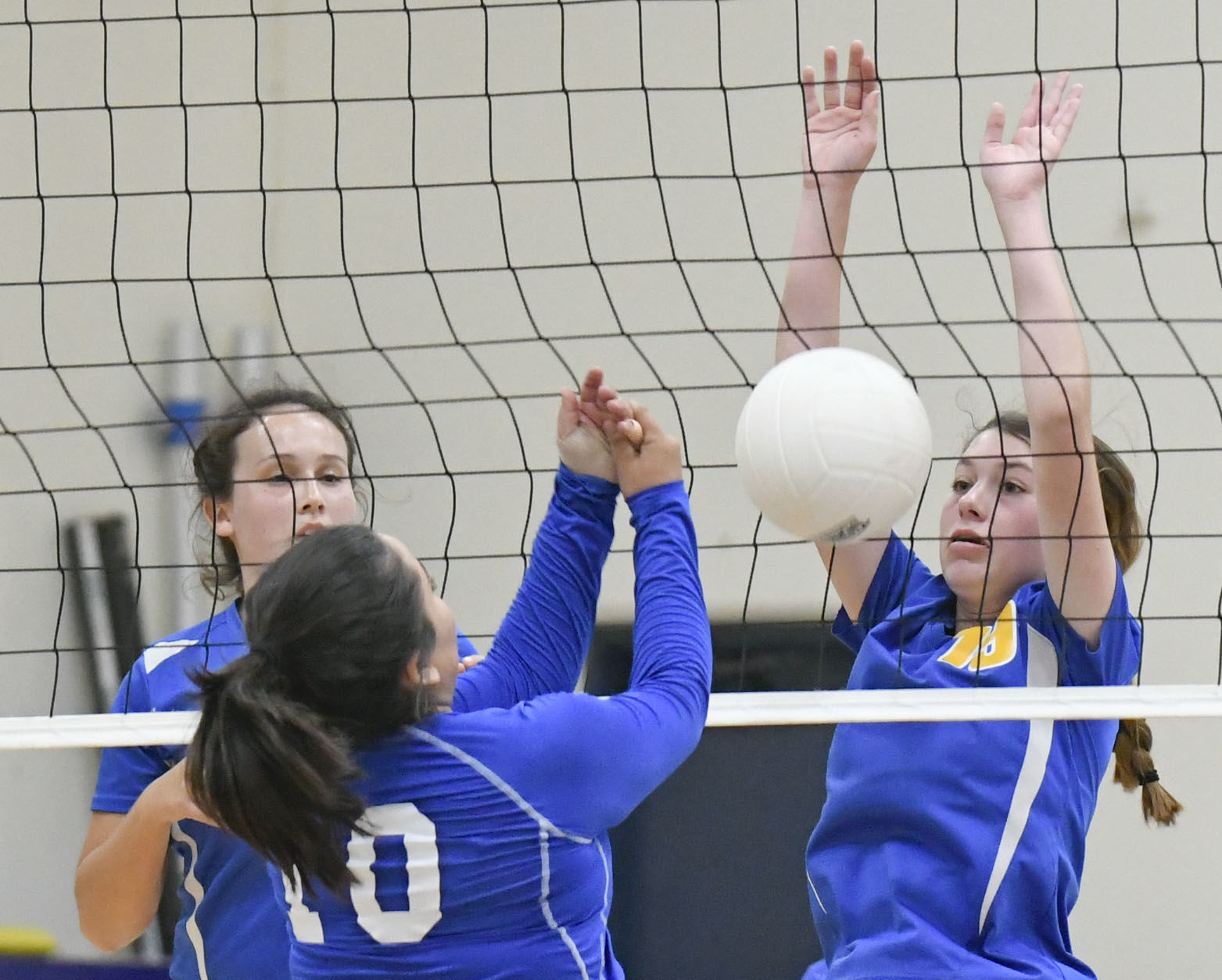 091219 Shandon VCA volleyball 05.jpg